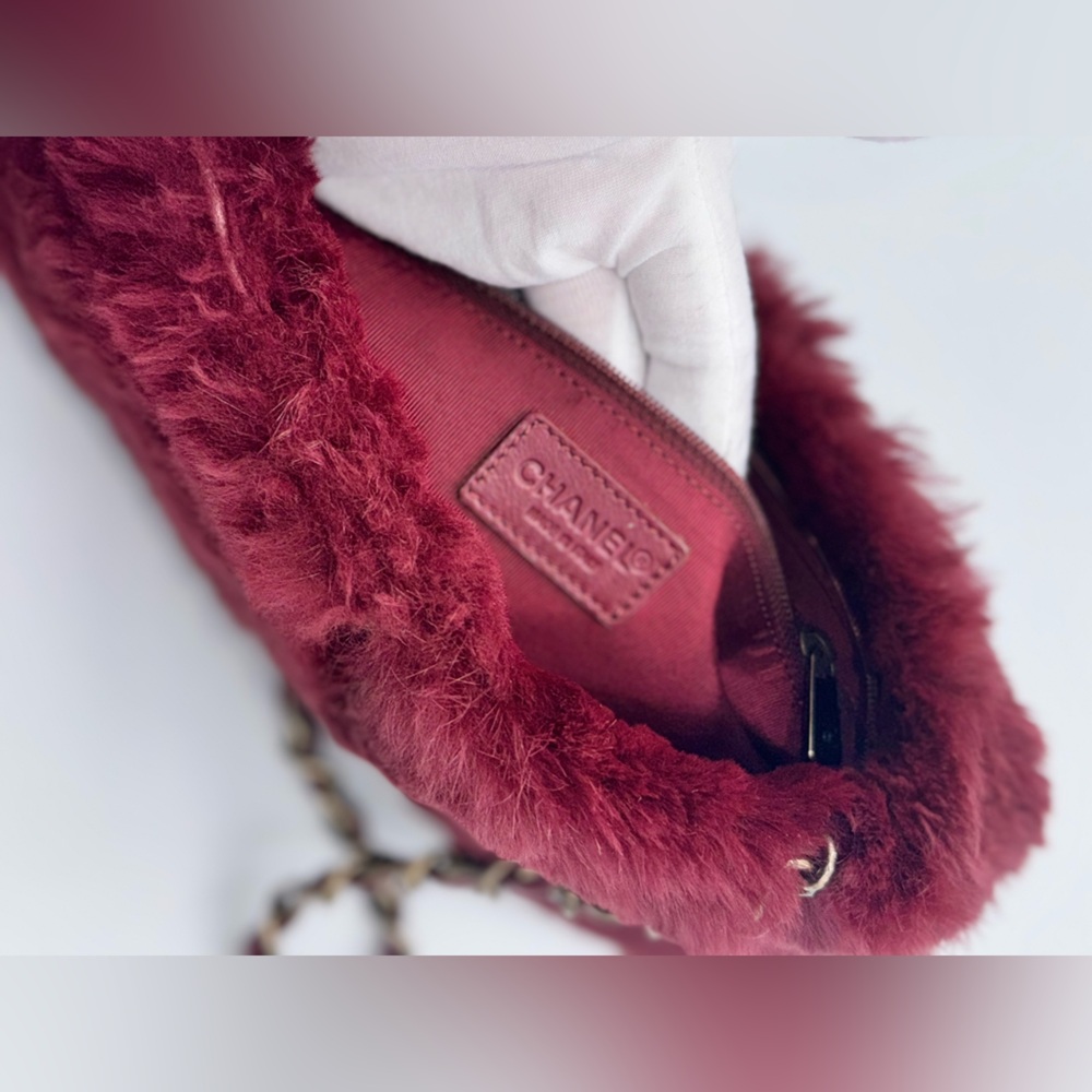 Chanel Vintage Rabbit Fur Coco Mark Chain Shoulder Bag - Picture 9 of 16
